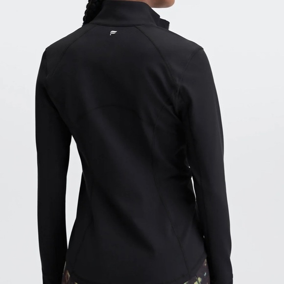 Fabletic’s Powerhold Performance Jacket - Picture 2 of 6